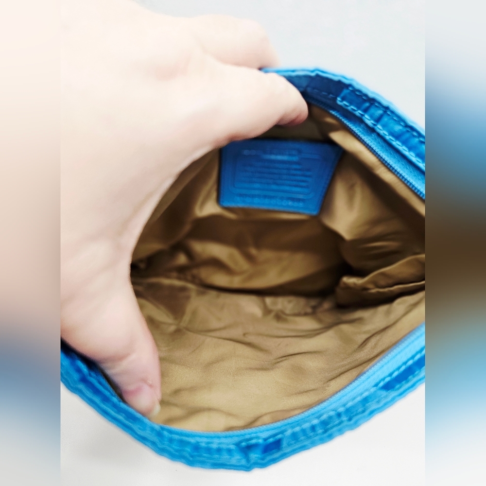 Coach Blue Crossbody Bag - Picture 11 of 15